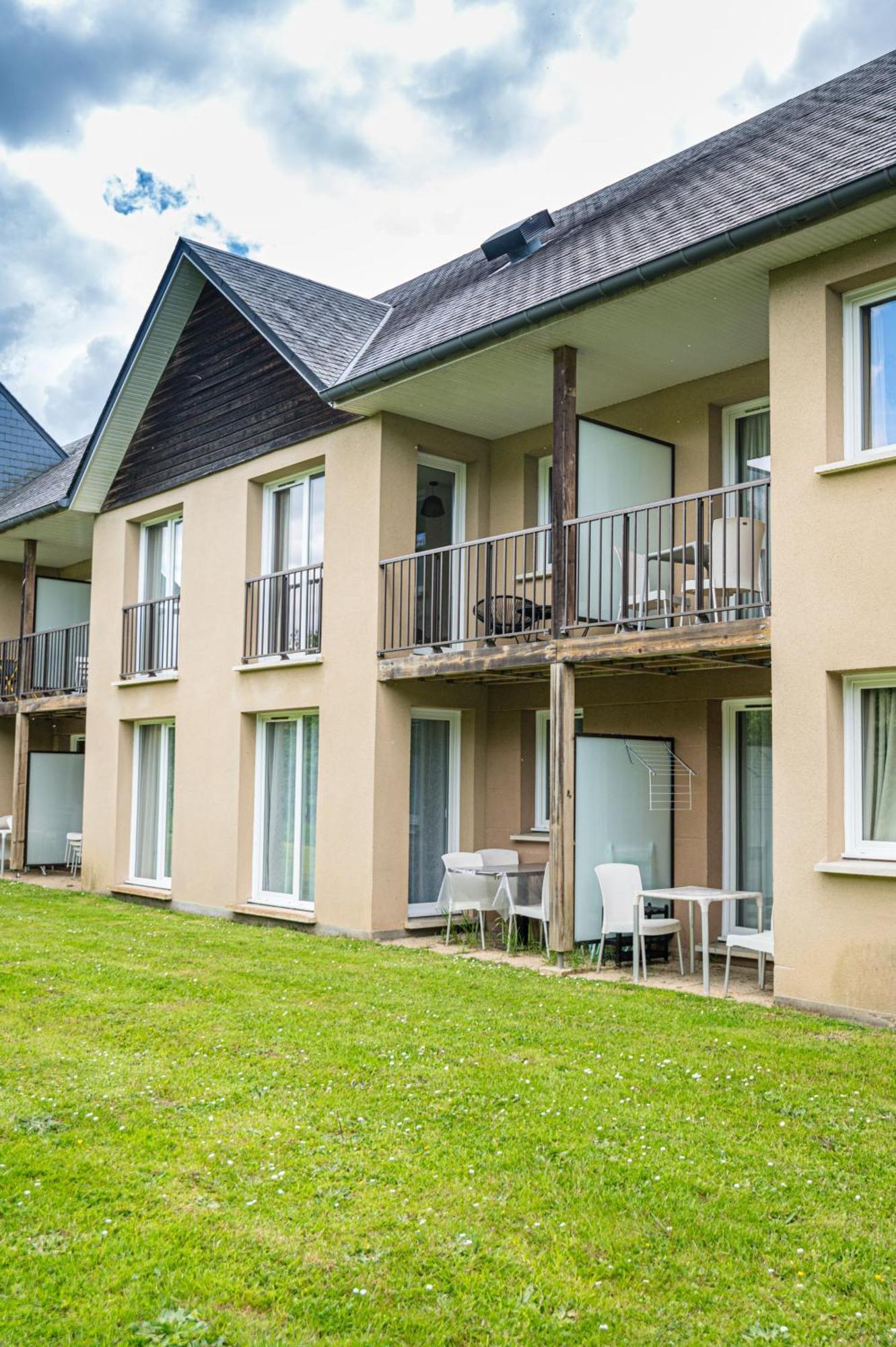 Appartement Cosy 5 Mins Honfleur Piscine Terrasse Екемовіль Екстер'єр фото